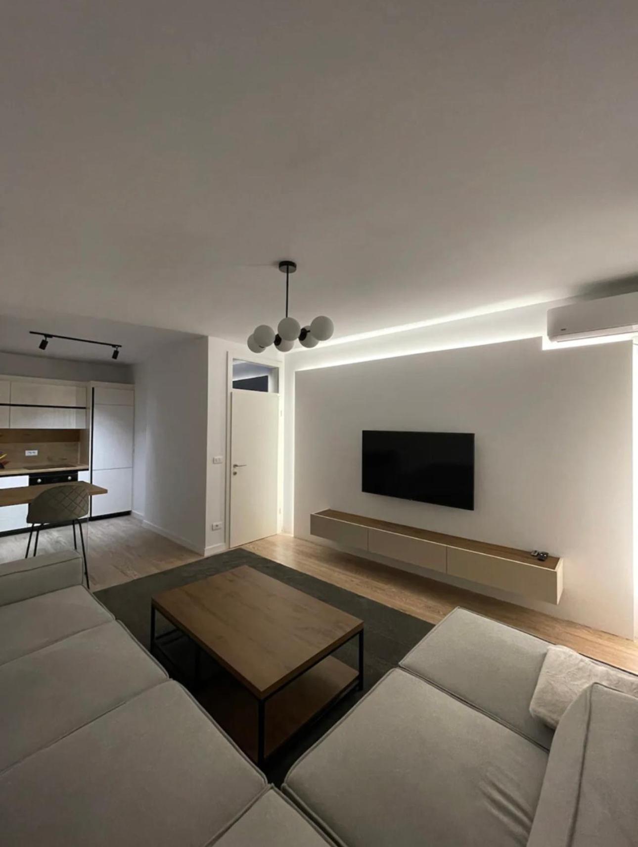 Airstay Prishtinë Bilik gambar