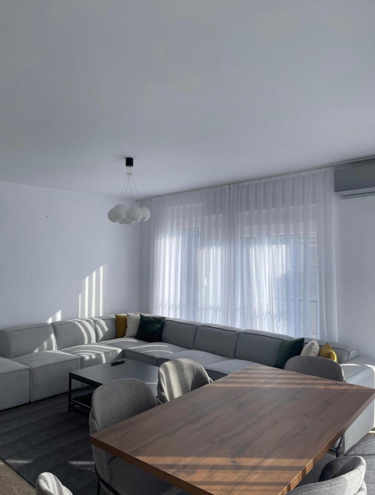 Airstay Prishtinë Luaran gambar