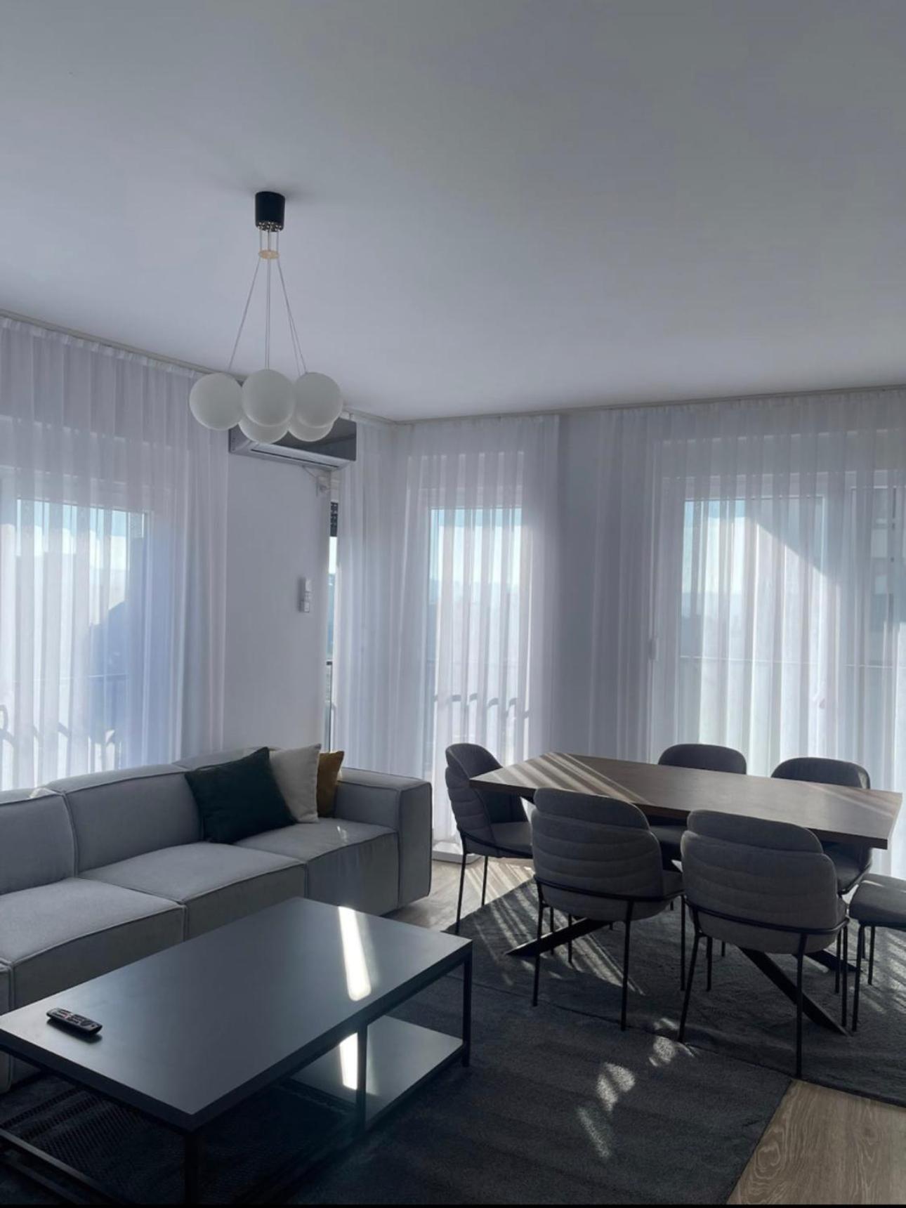 Airstay Prishtinë Luaran gambar